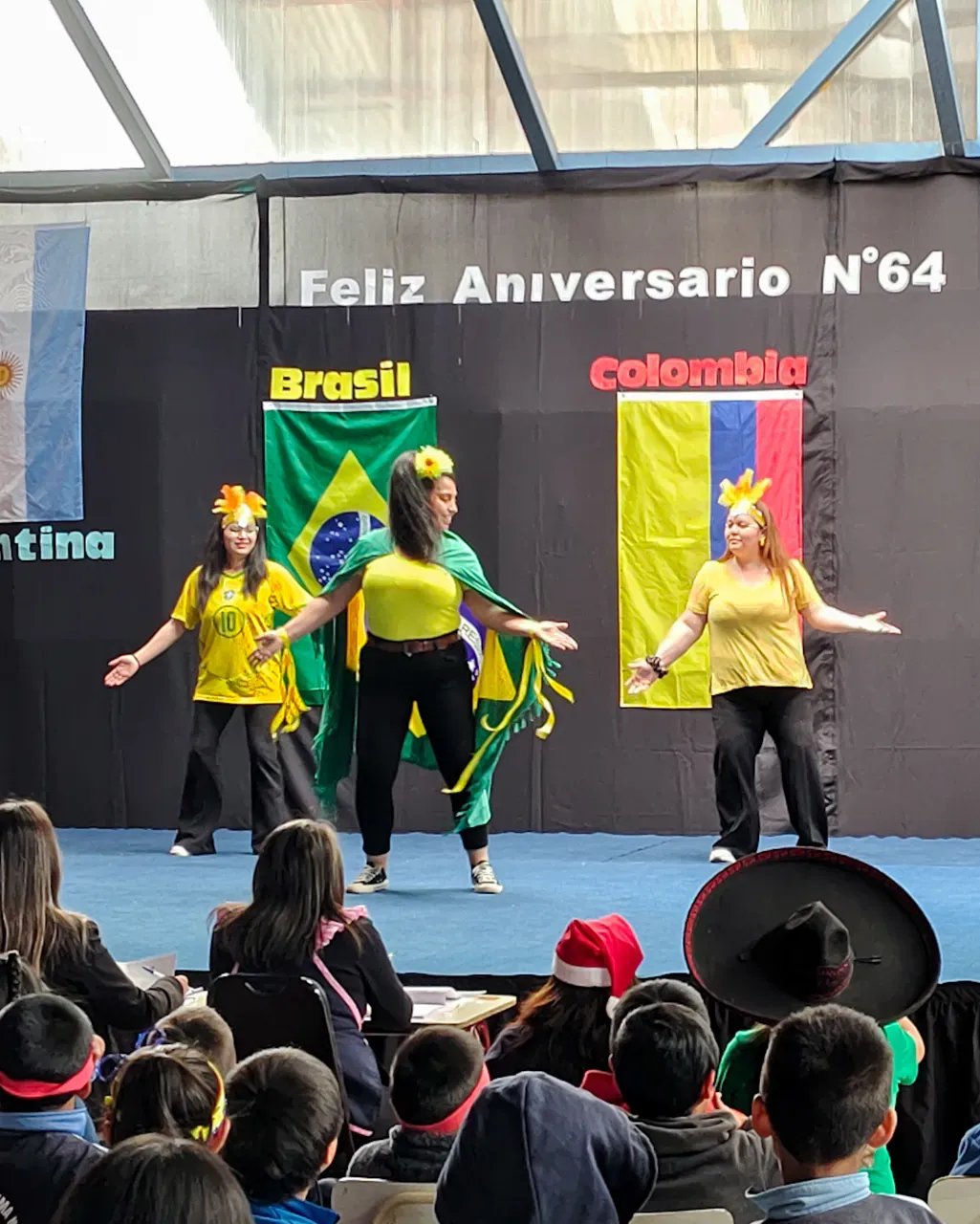 Aniversario n°64 de nuestra Escuela, foto 18 de 33