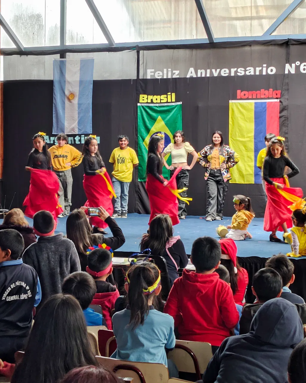 Aniversario n°64 de nuestra Escuela, foto 15 de 33