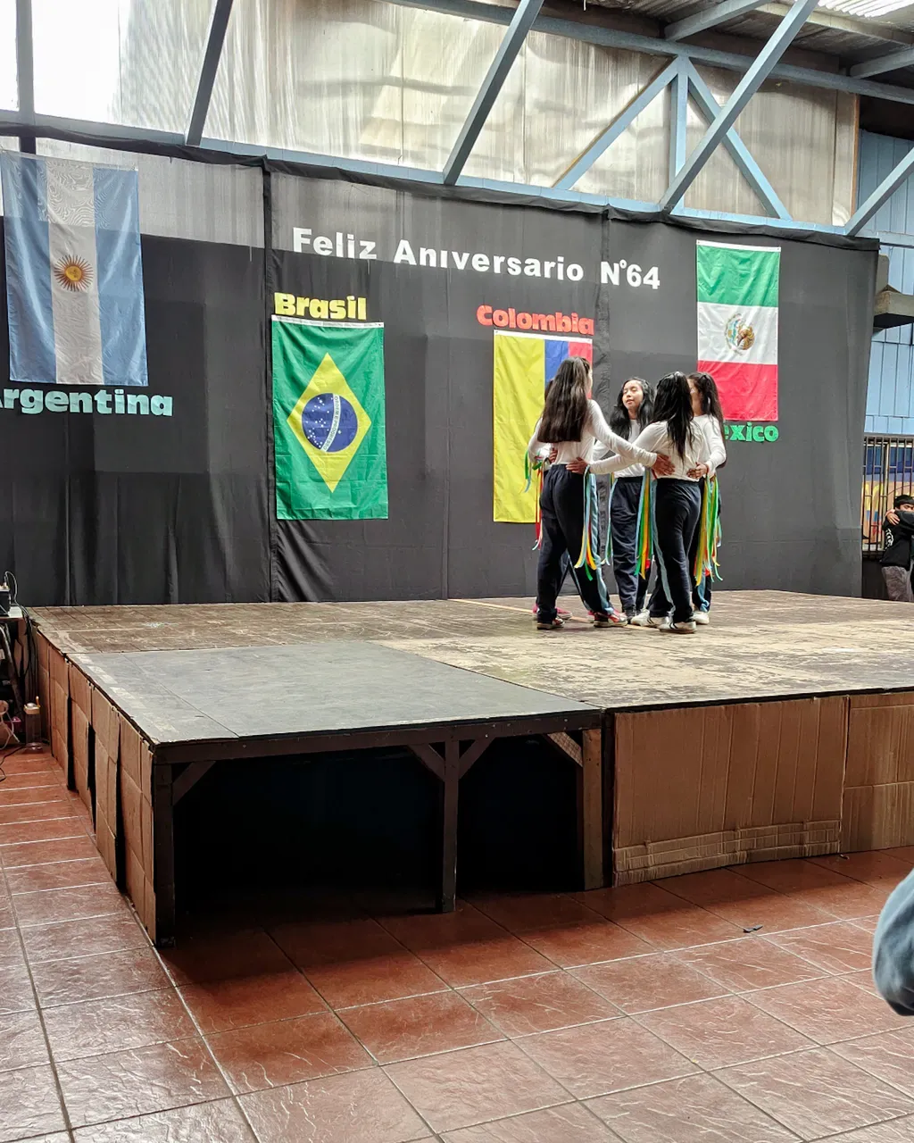 Aniversario n°64 de nuestra Escuela, foto 7 de 33