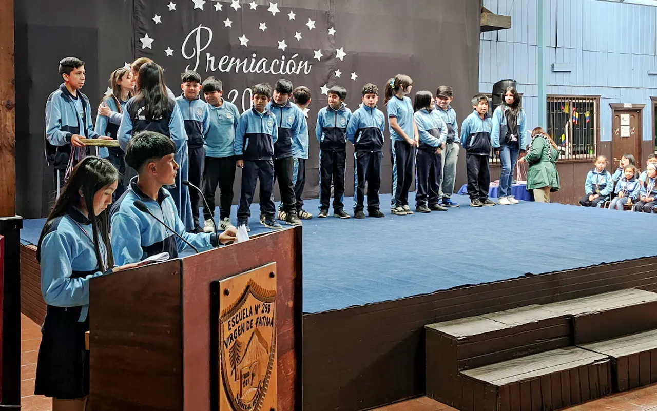 Premiación Estudiantes Destacados, foto 6 de 11